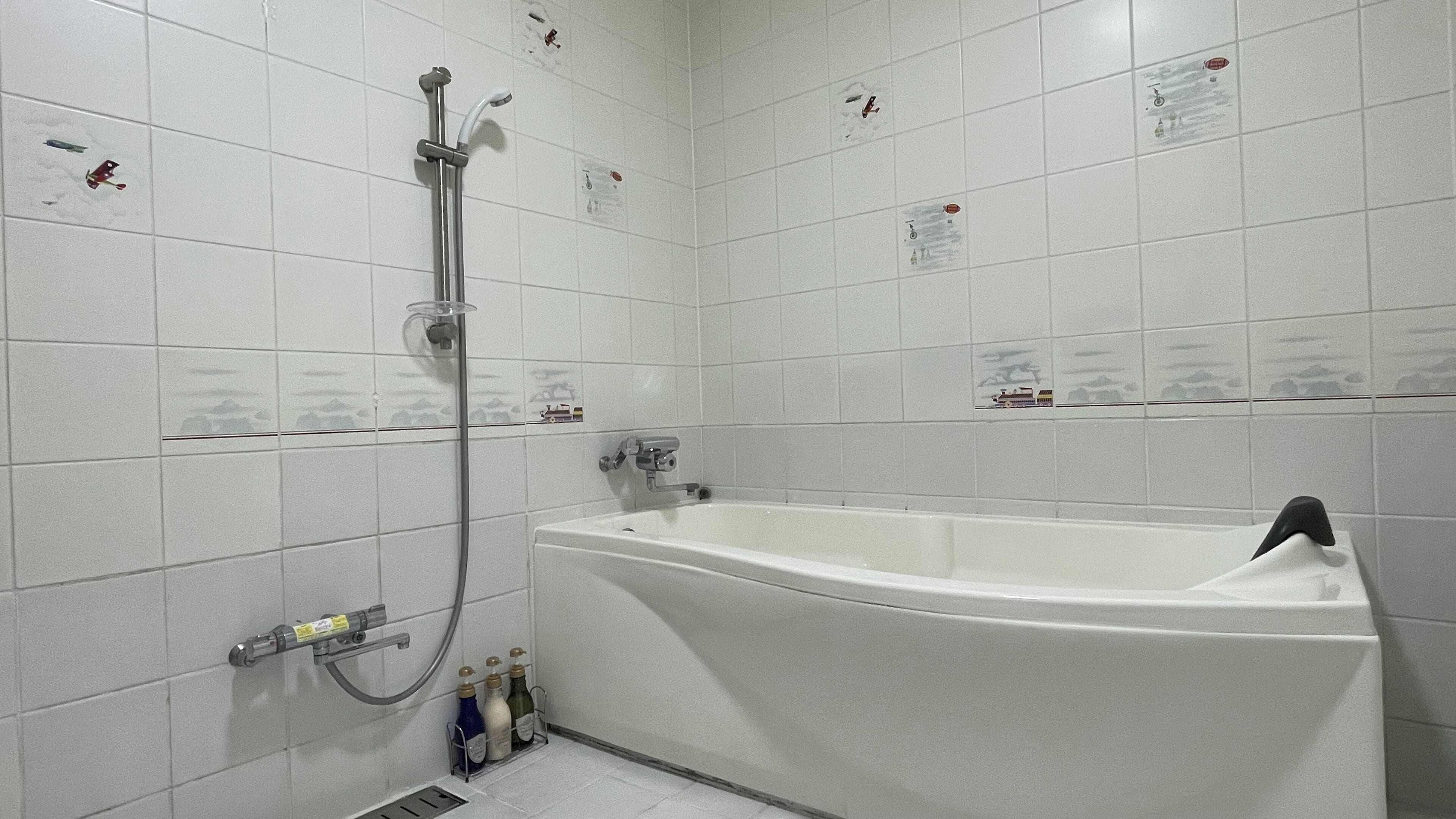 bathtub, deep-soaking bathtub, hair dryer, bathrobes