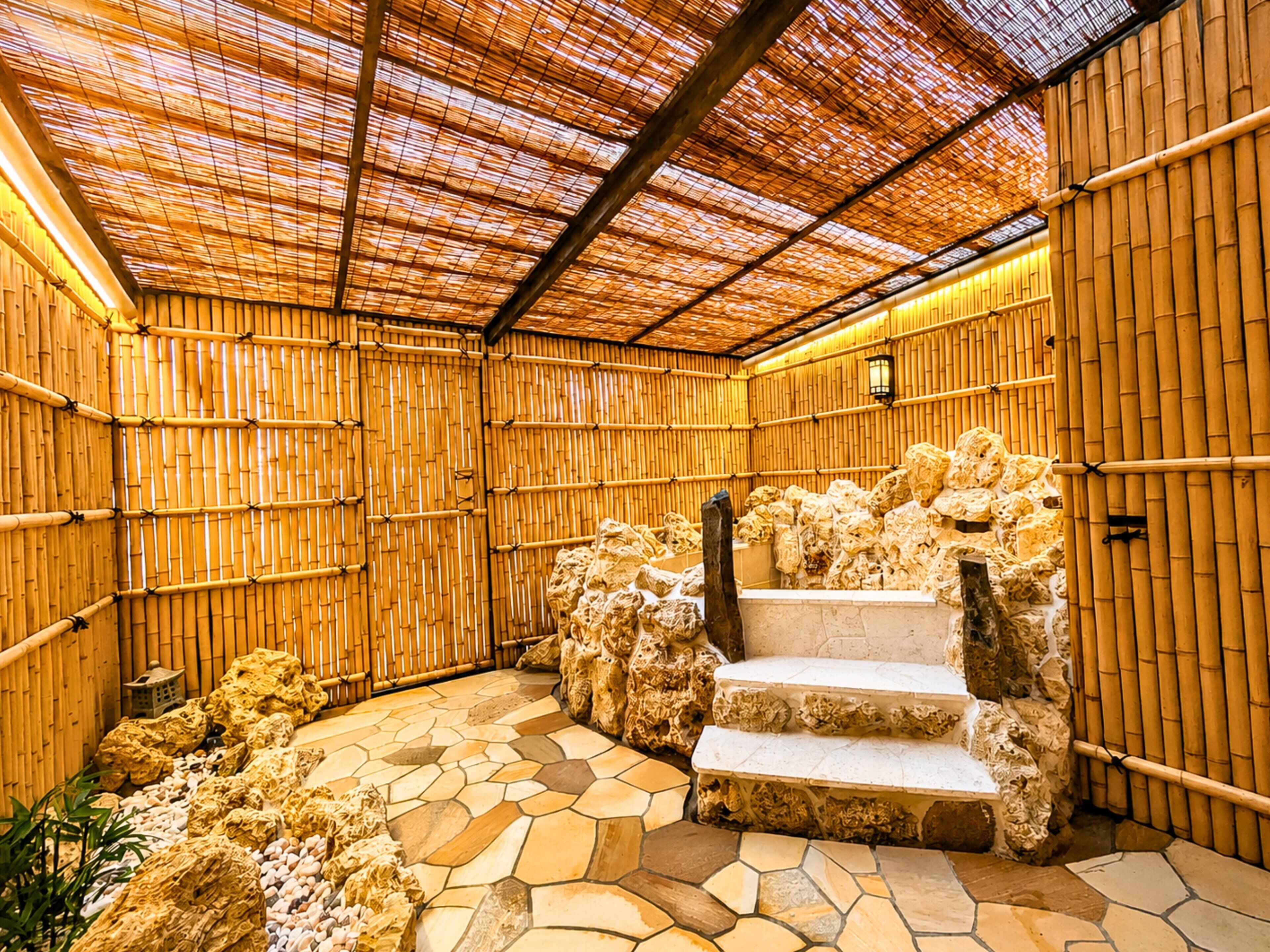Japanese-style Quadruple Room | Bathroom | Bathtub, deep soaking tub, hair dryer, bathrobes
