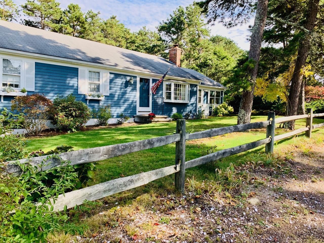 Great central cape location, 20 min. from Bridge.