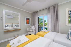 5 bedrooms, in-room safe, desk, iron/ironing board
