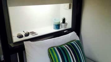 Cortinas blackout, Wi-Fi de cortesia, roupa de cama