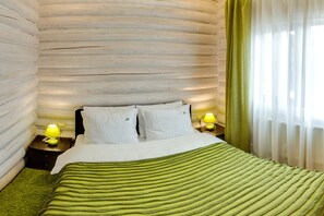 高級寢具、迷你吧、客房內保險箱、熨斗/熨衣板