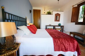 7 chambres, fer et planche Ă repasser, Wi-Fi gratuit, draps fournis