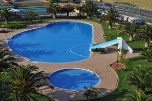 Seasonal outdoor pool