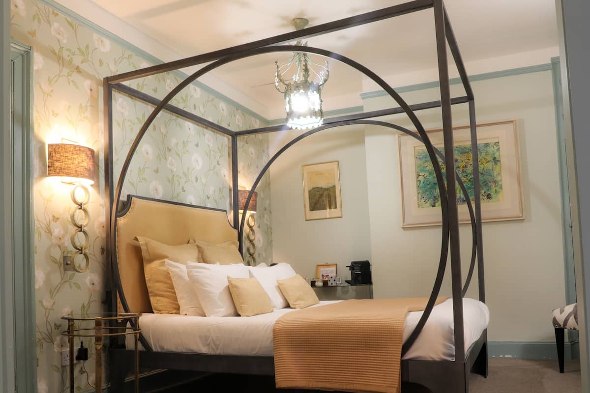 Deluxe Double Room, Ensuite (Room 2, No 8ight)