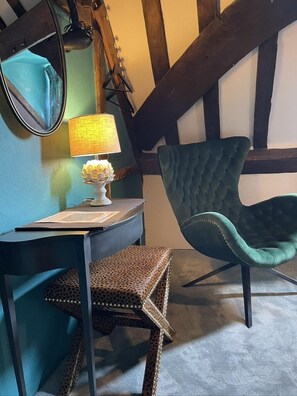 Standard Double Room, Ensuite ( Room 4, No 7even) | Premium bedding, memory-foam beds, individually decorated - The Kingsbury at No7 & No8 (Marlborough)