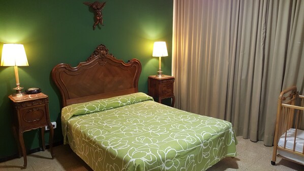 Double Room, 1 Double Bed