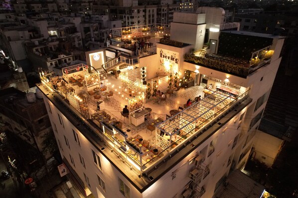 Restaurant - Pravasa Hotel Indore (Indore)