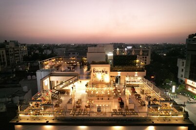 Pravasa Hotel Indore