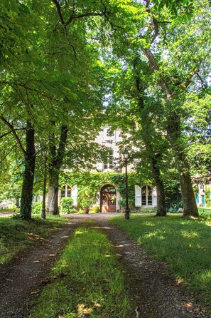 Esterni