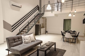 Three-Bedroom Duplex | Iron/ironing board, free WiFi, bed sheets - 3 Towers Jalan Ampang by Feel Homes (Kuala Lumpur)
