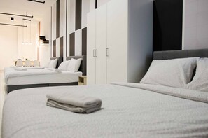 Iron/ironing board, free WiFi, bed sheets - 3 Towers Jalan Ampang by Feel Homes (Kuala Lumpur)