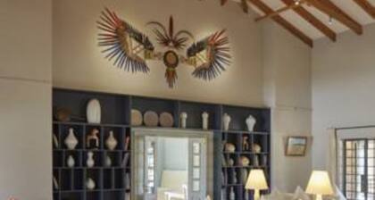 Soames Hotel & Jack's Bar