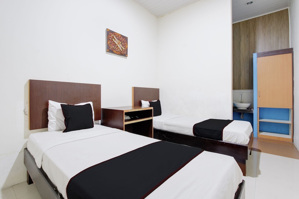 Chambre Standard avec lits jumeaux | Bureau, Wi-Fi gratuit, draps fournis