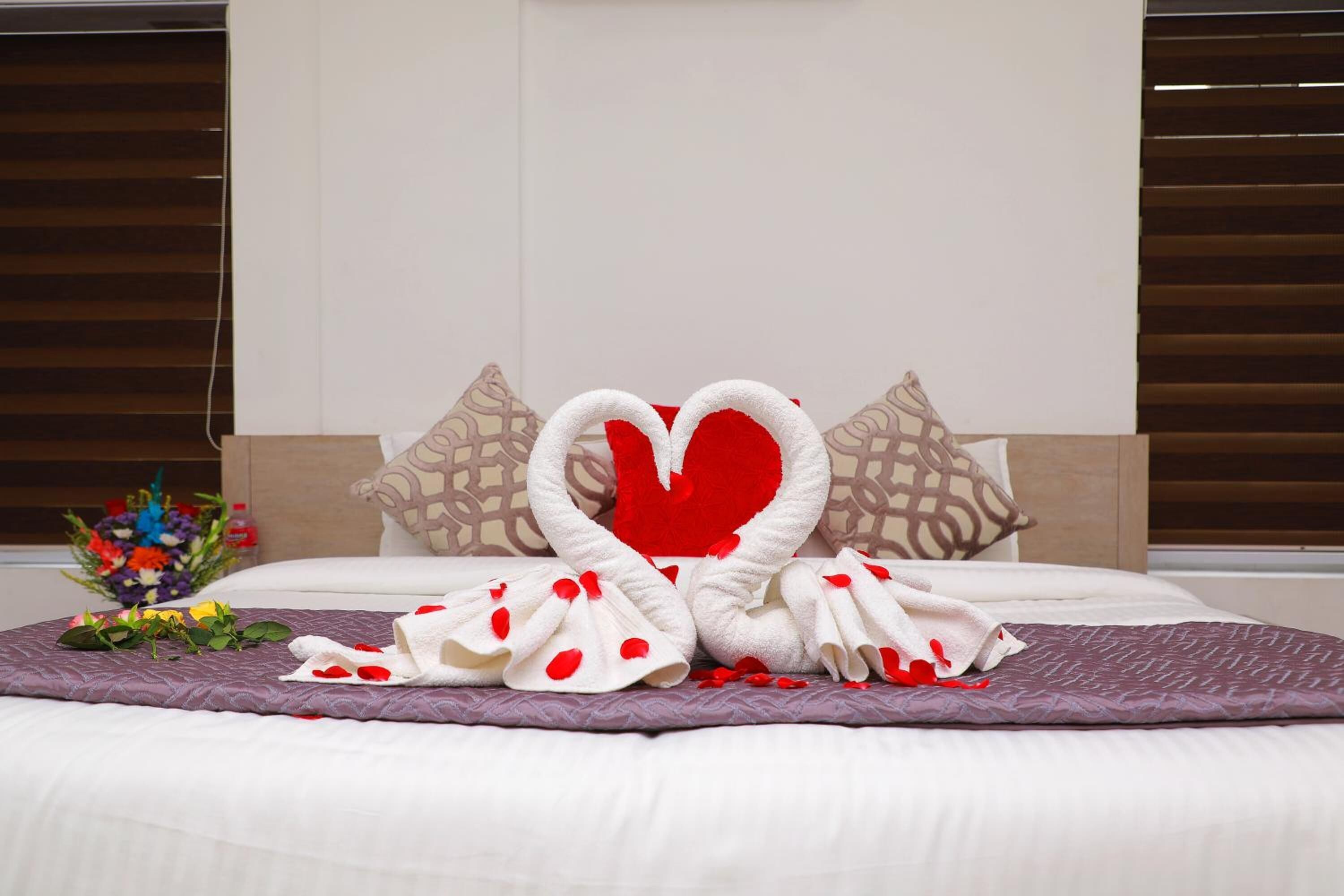 20 soveværelser, pengeskab på værelset, strygejern/strygebræt