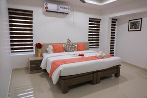 20 dormitorios, caja fuerte, tabla de planchar con plancha y wifi gratis