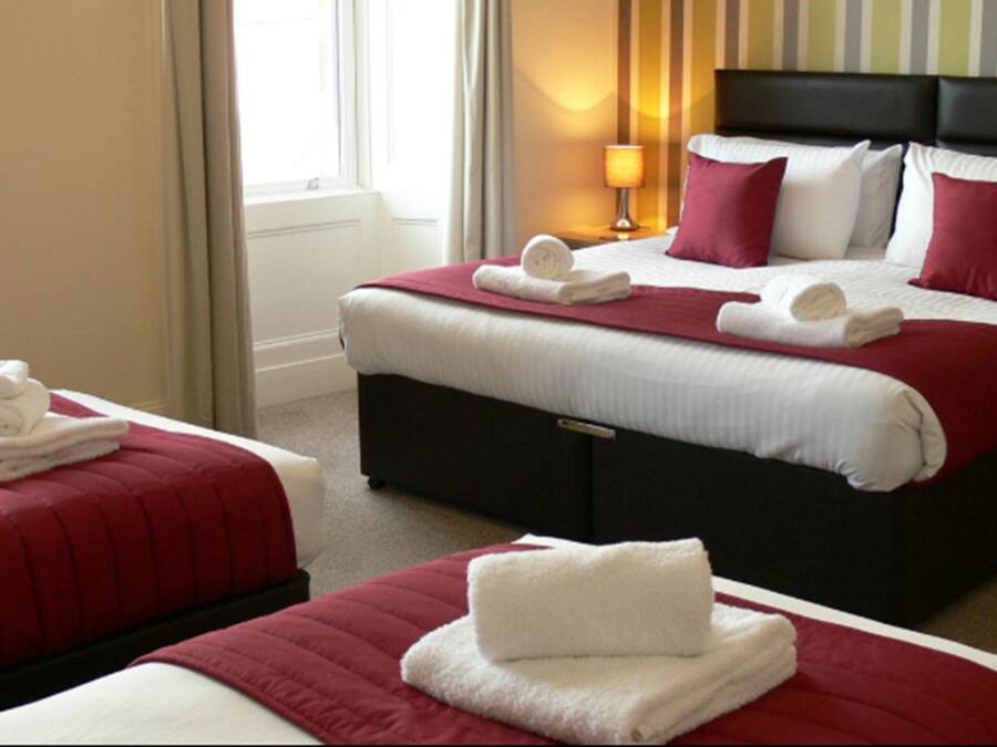 Large Family Room, Sea View | In-room safe, desk, free WiFi, bed sheets