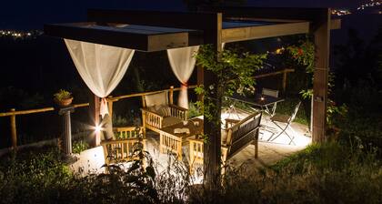 Keskiaikaista alkuperää oleva pieni talo on kunnostettu.