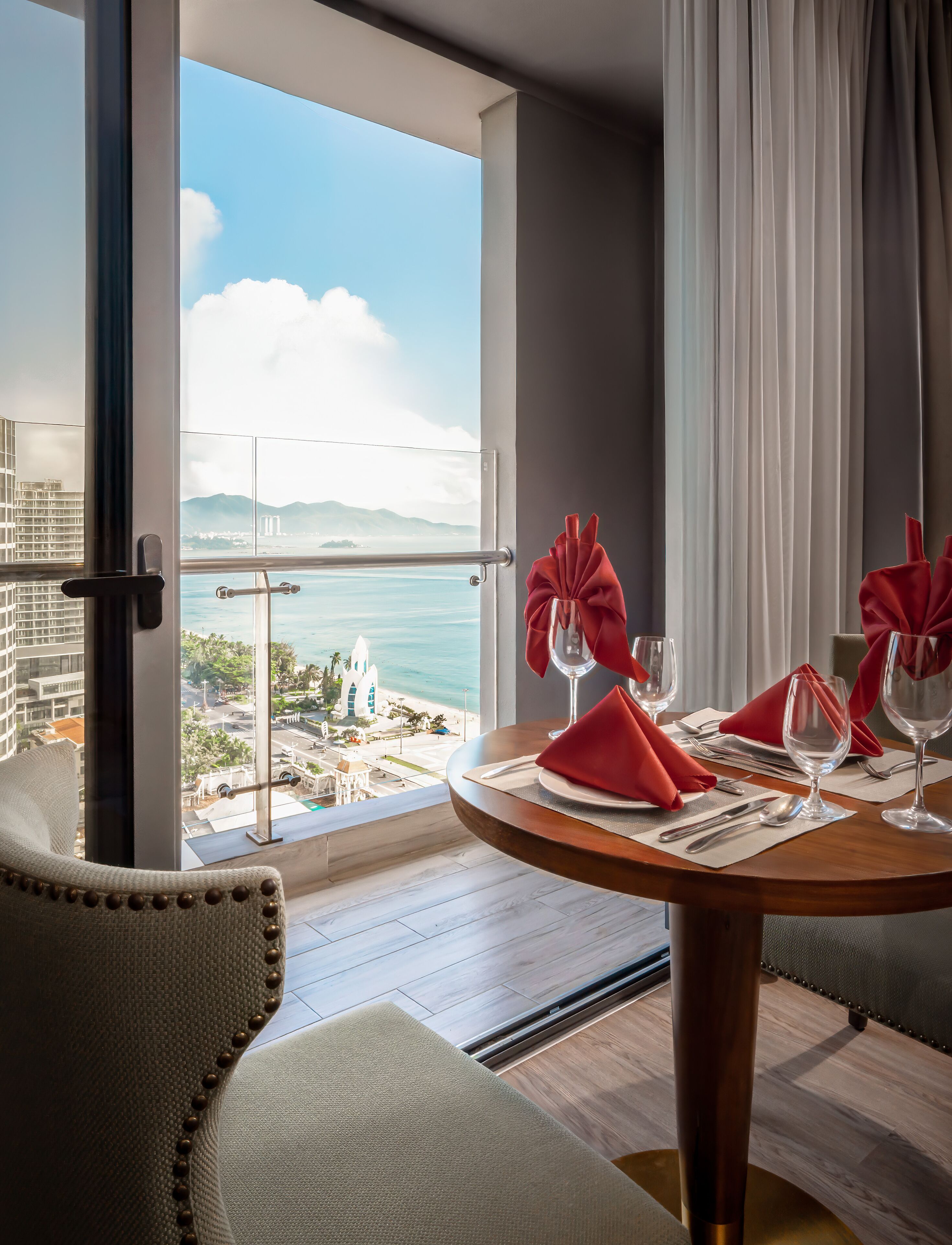 Art Family Two Bedroom | Terrace/patio