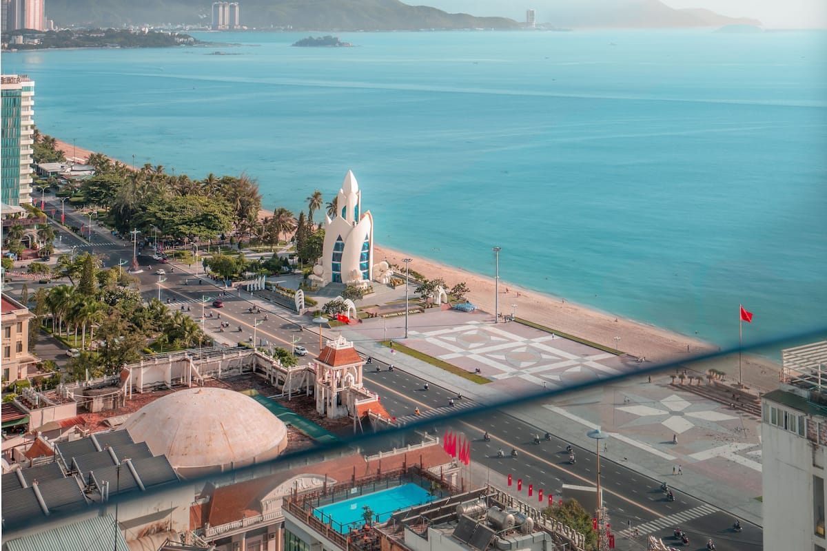 Suite Familiale, 2 chambres, balcon, vue partielle sur l'océan | Vue sur la plage/l’océan