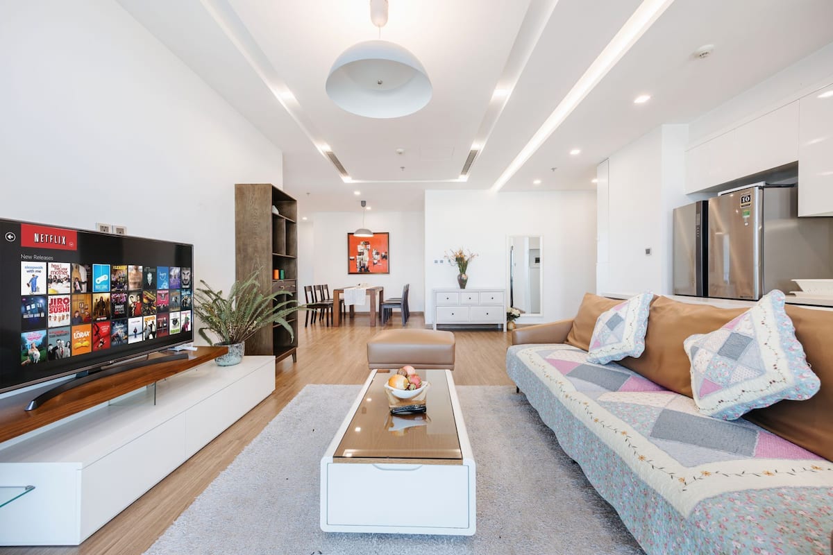 Apartamento superluxo, 4 quartos, vista para o lago | 2 quartos, roupas de cama premium, edredons de pluma