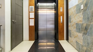 Interior - OYO 136 Regal Residences (Quezon City)