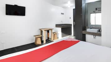 Free WiFi, bed sheets