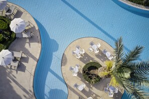 Indoor pool, 2 outdoor pools, open 9:00 AM to 6:00 PM, pool umbrellas - ROBINSON CYPRUS (Alaminos)