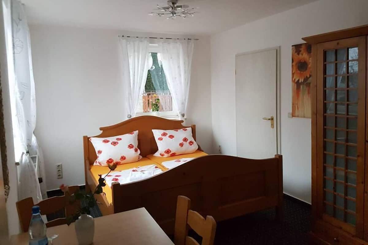 Double Room (Wellness) | Desk, cots/infant beds, free WiFi, bed sheets