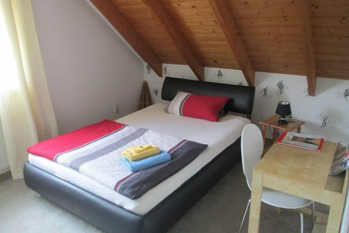 Apartment, 2 Bedrooms, Balcony | Desk, cots/infant beds, free WiFi, bed sheets