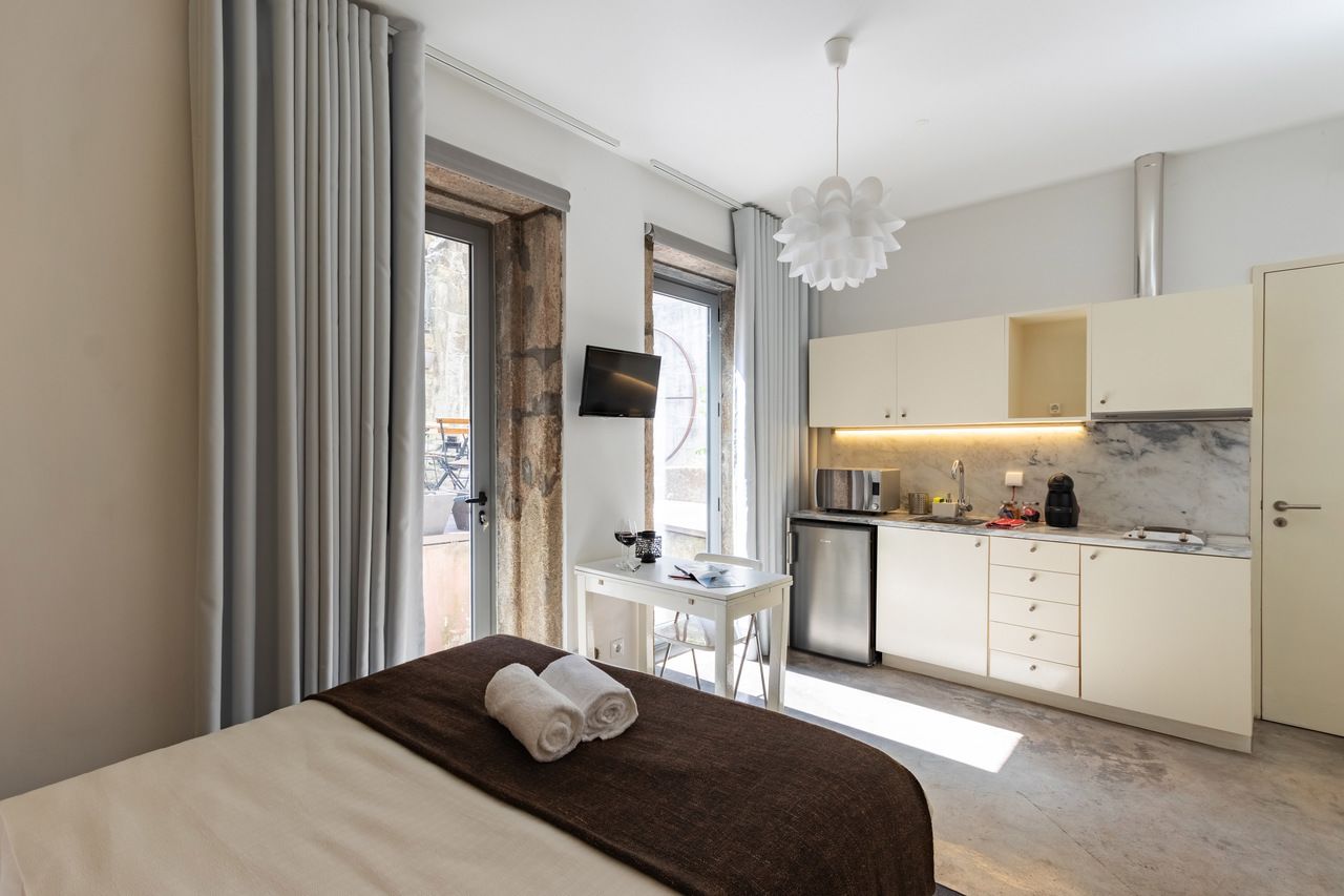 スタジオ テラス シティビュー (R) | アイロン / アイロン台、ベビーベッド、WiFi (無料)、ベッドシーツ