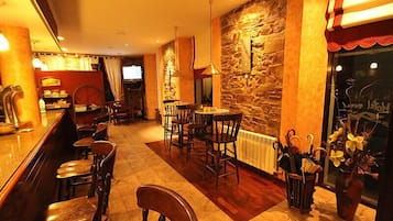 Desayuno completo gratuito y diario