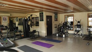 Gym - DAWN CARRINGTON HOTELS AND SUITES (Lagos)