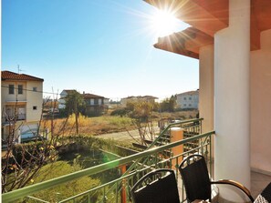 Apartment, 2 Schlafzimmer | Blick vom Balkon