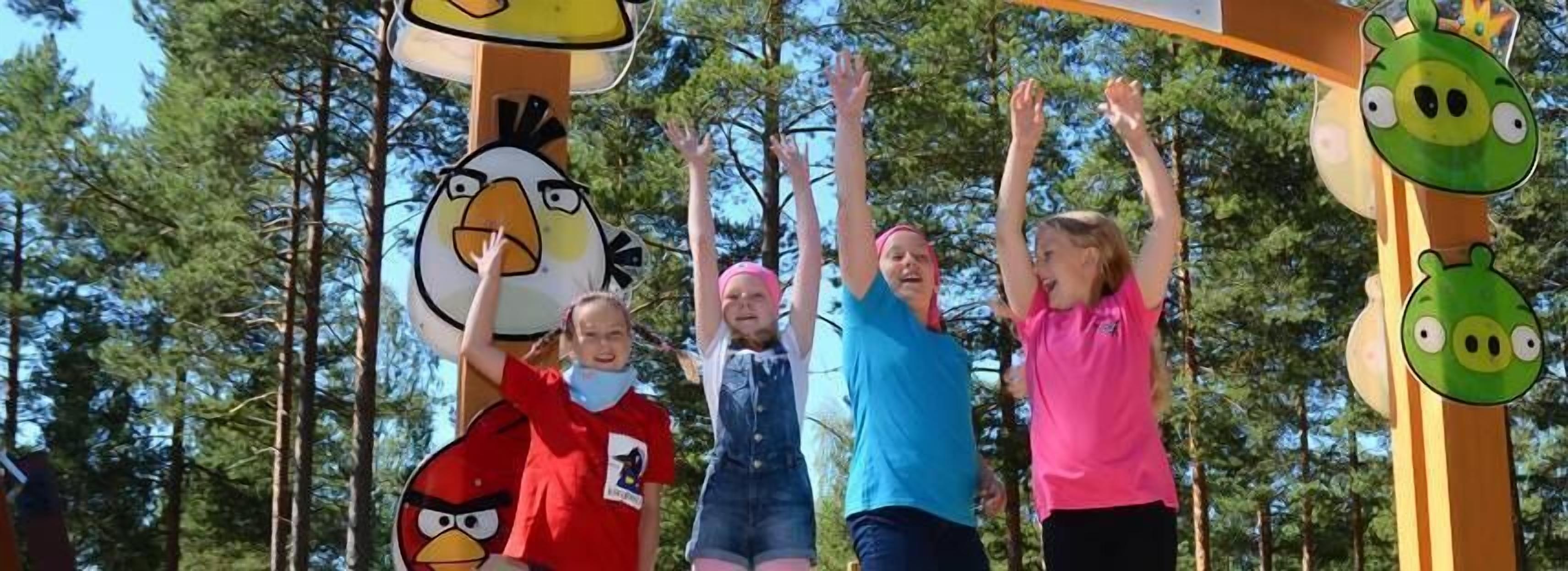 children’s play area – outdoor