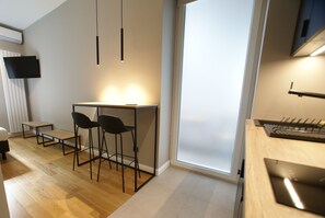 Design-Studio | Bügeleisen/Bügelbrett, kostenloses WLAN, Bettwäsche