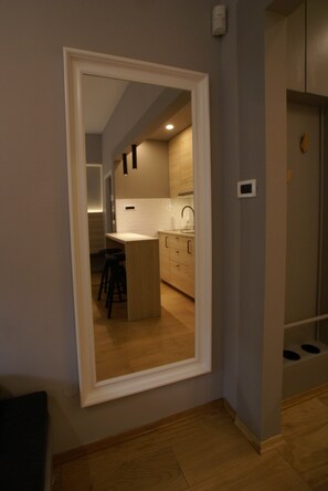 Comfort-Studio (Cosy) | Wohnbereich | Flachbildfernseher