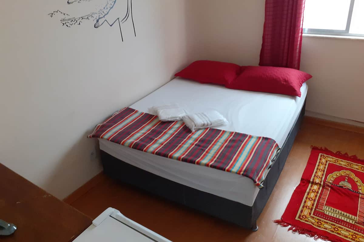 Luxury Suite, 1 Double Bed, Private Bathroom | Room amenity
