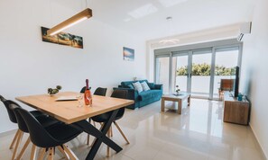 Apartment, 2 Schlafzimmer | Wohnbereich | Smart-TV, Netflix