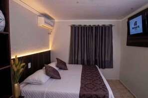 舒适双人房 | 电视