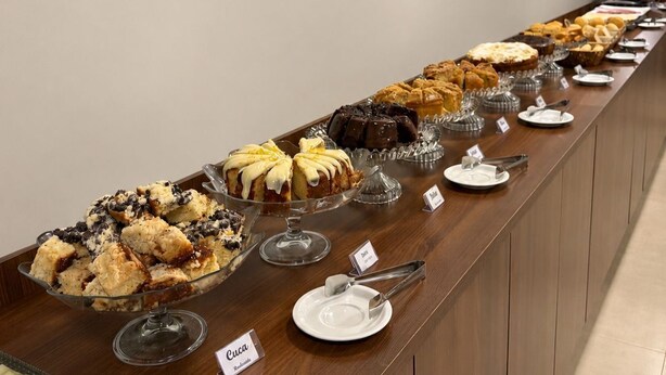 Free daily buffet breakfast - Rosa's Hotel (Toledo)