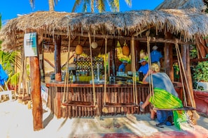 Bar (in der Unterkunft)