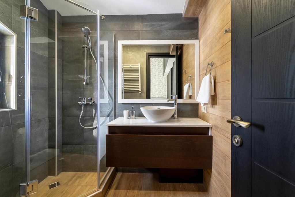 Villa, 3 Bedrooms | Bathroom | Free toiletries, hair dryer, slippers, bidet