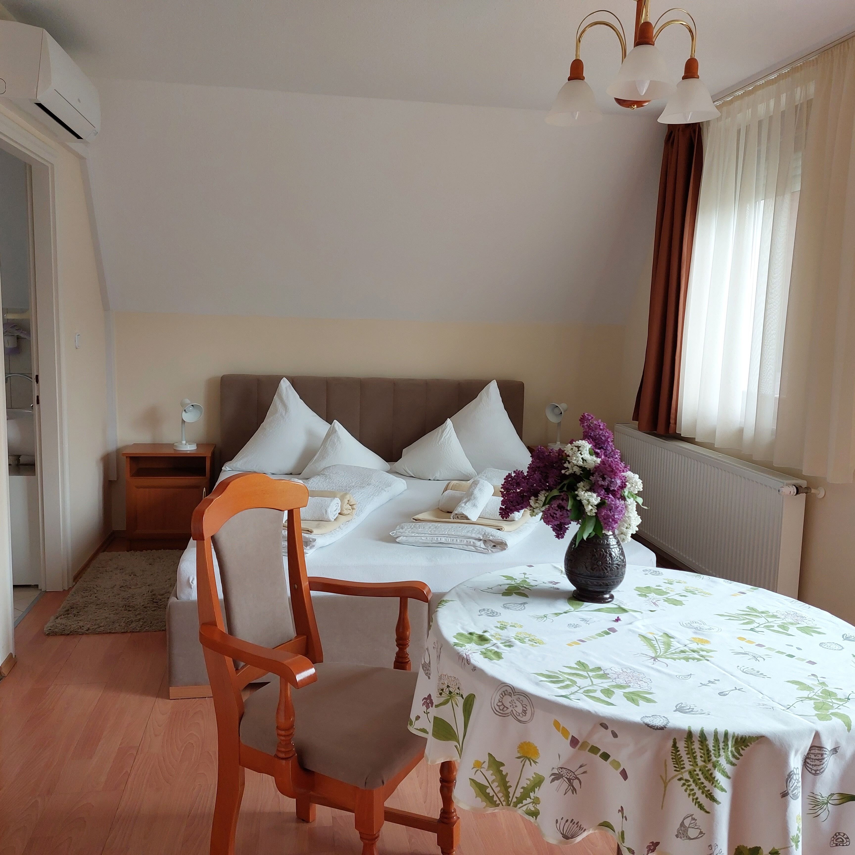 Studio, 1 Queen Bed, Non Smoking, Garden View | Memory-foam beds, in-room safe, blackout curtains, iron/ironing board