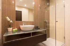 Appartement, 1 chambre, terrasse, vue partielle sur la mer (1) | Salle de bain