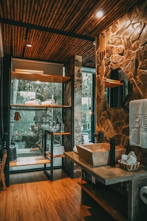 Room (Aviarias King) | Bathroom