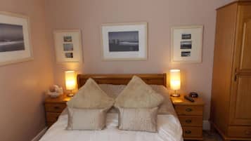Double Room | Free WiFi