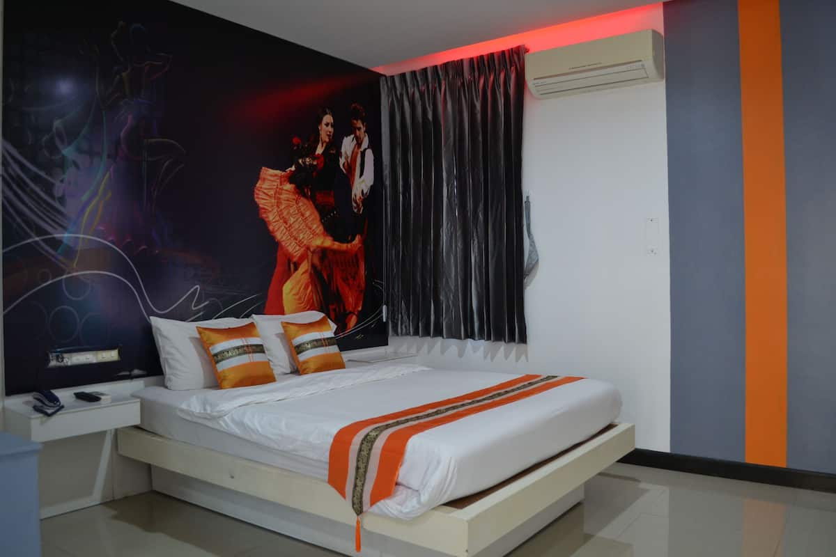 Deluxe Room | Free WiFi