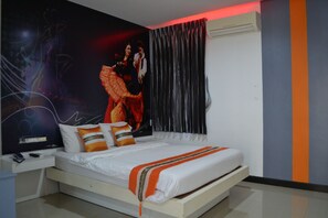 Deluxe Room | Free WiFi - Romantic Hotel (Rayong)