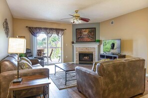 Condo, Multiple Beds (Bear Crossing 402) | Living room | Flat-screen TV, fireplace, DVD player - Bear Crossing 402 (Pigeon Forge)